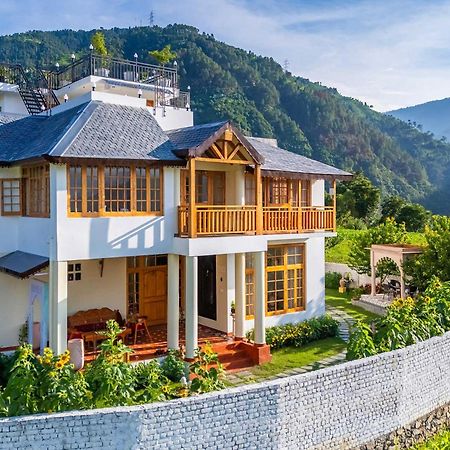 Stayvista At The Oakridge 4 Bhk Villa In Dharamshala With Jacuzzi & Balcony Chamba  Luaran gambar