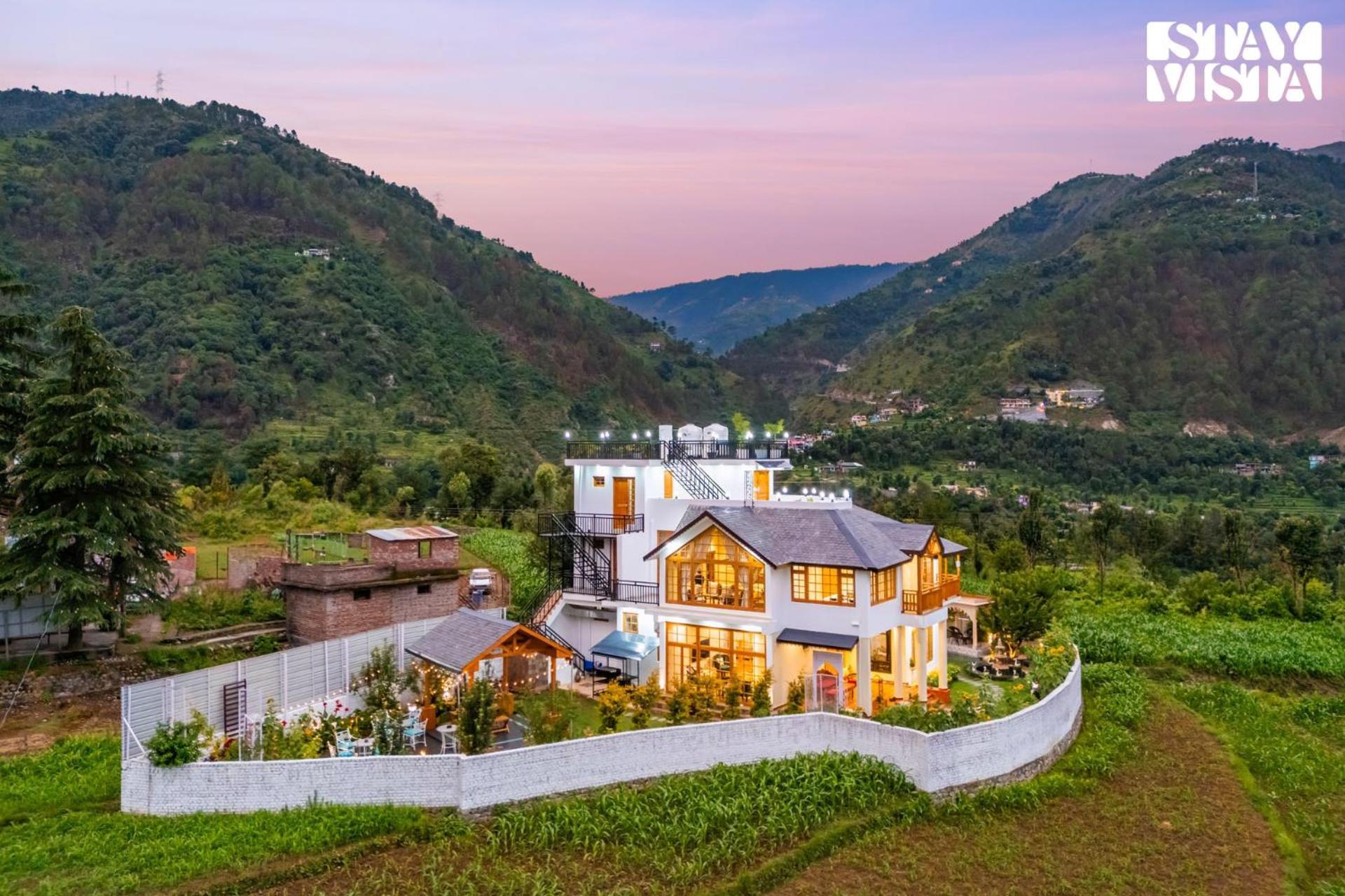 Stayvista At The Oakridge 4 Bhk Villa In Dharamshala With Jacuzzi & Balcony Chamba  Luaran gambar