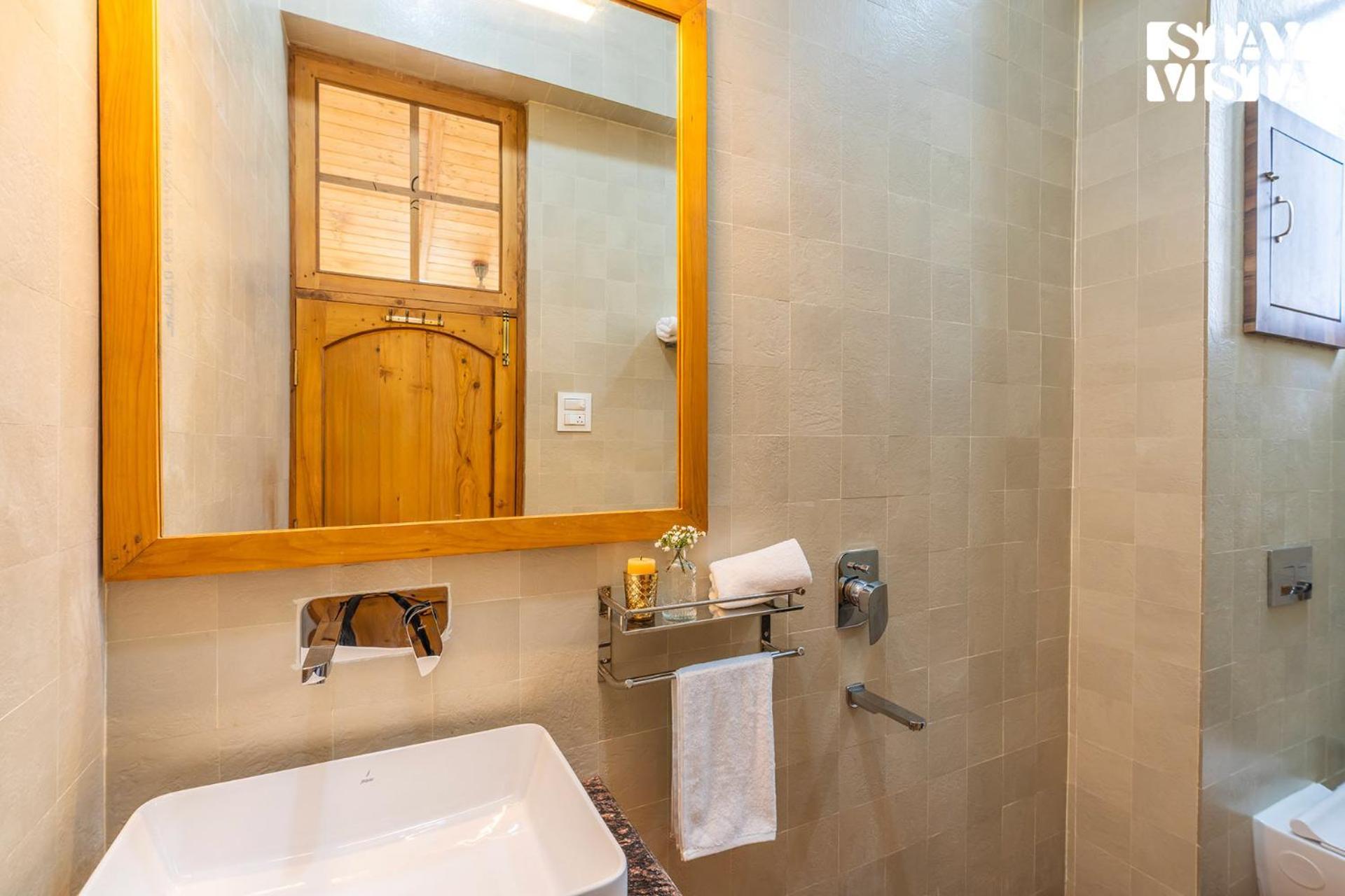 Stayvista At The Oakridge 4 Bhk Villa In Dharamshala With Jacuzzi & Balcony Chamba  Luaran gambar