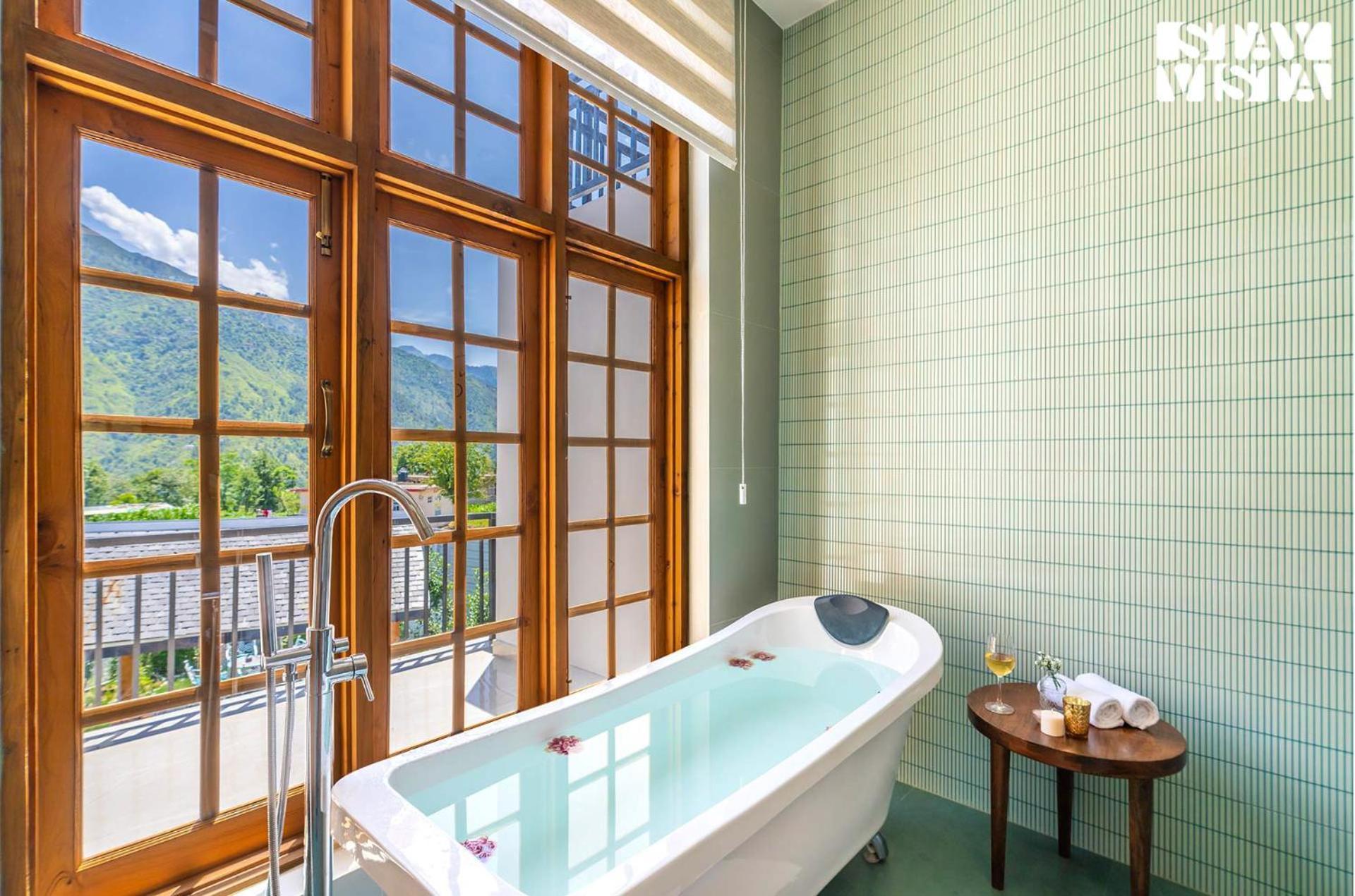 Stayvista At The Oakridge 4 Bhk Villa In Dharamshala With Jacuzzi & Balcony Chamba  Luaran gambar